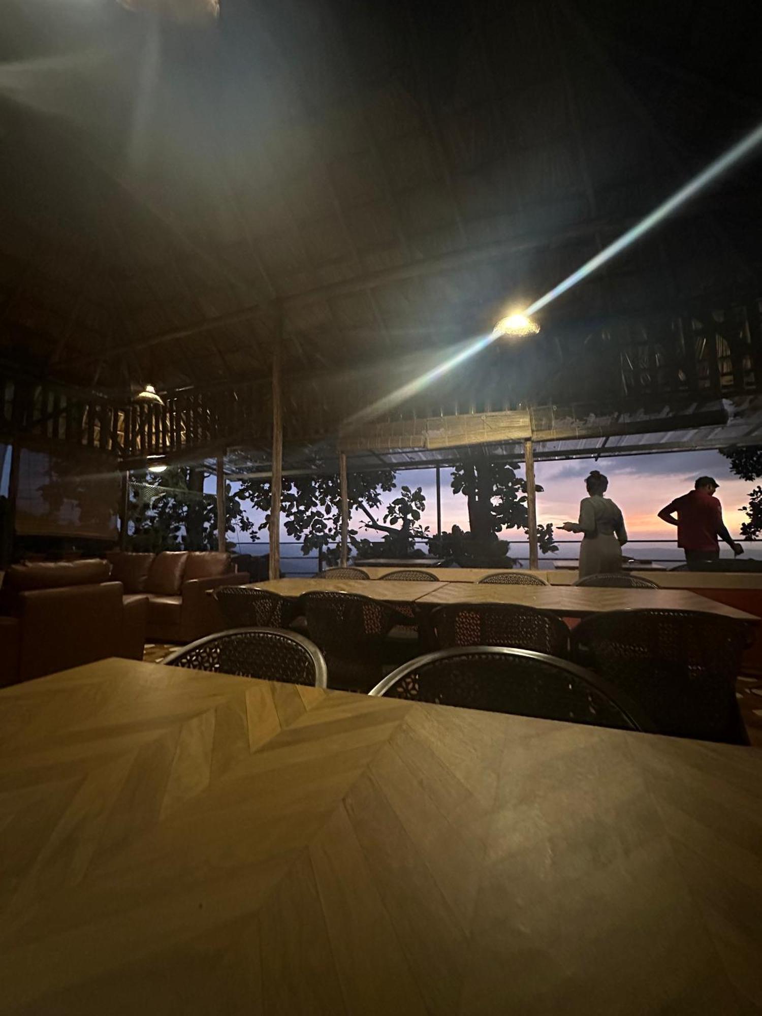 Sunset Valley Kerala Pool Resort - Monsoon Forest Cottage Stay In Idukki With Private Waterfalls, Natural Streams & Breathtaking Views Pīrmed Zewnętrze zdjęcie