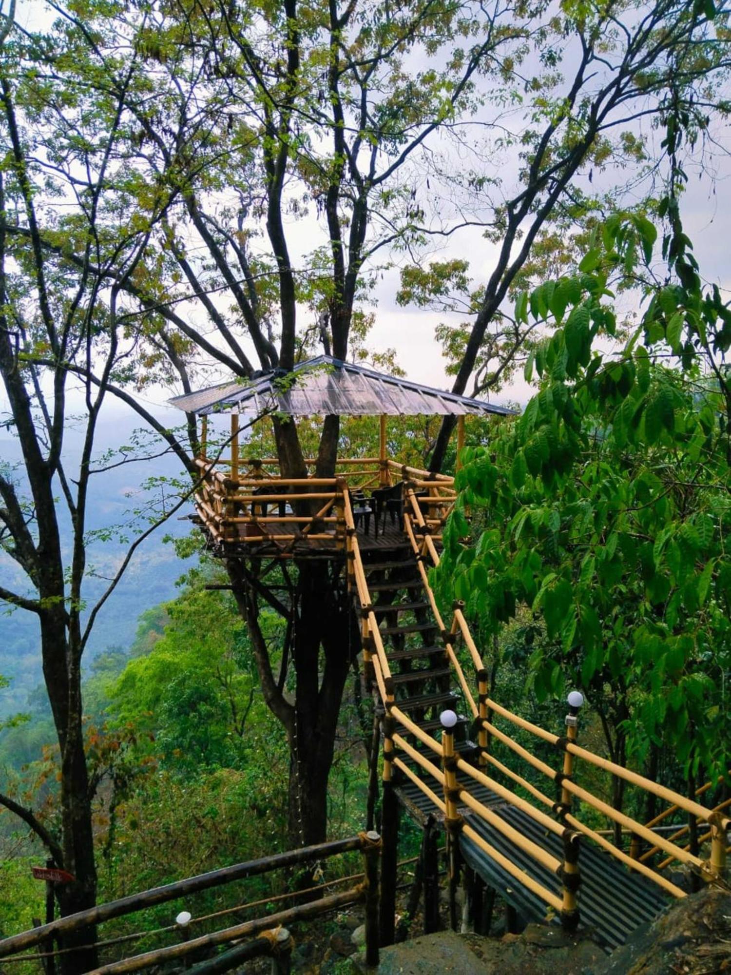 Sunset Valley Kerala Pool Resort - Serene Natural Forest Cottage Stay In Idukki With Sunrise & Sunset Panoramas, Natural Streams & Tranquil Summer Evenings Pīrmed Zewnętrze zdjęcie