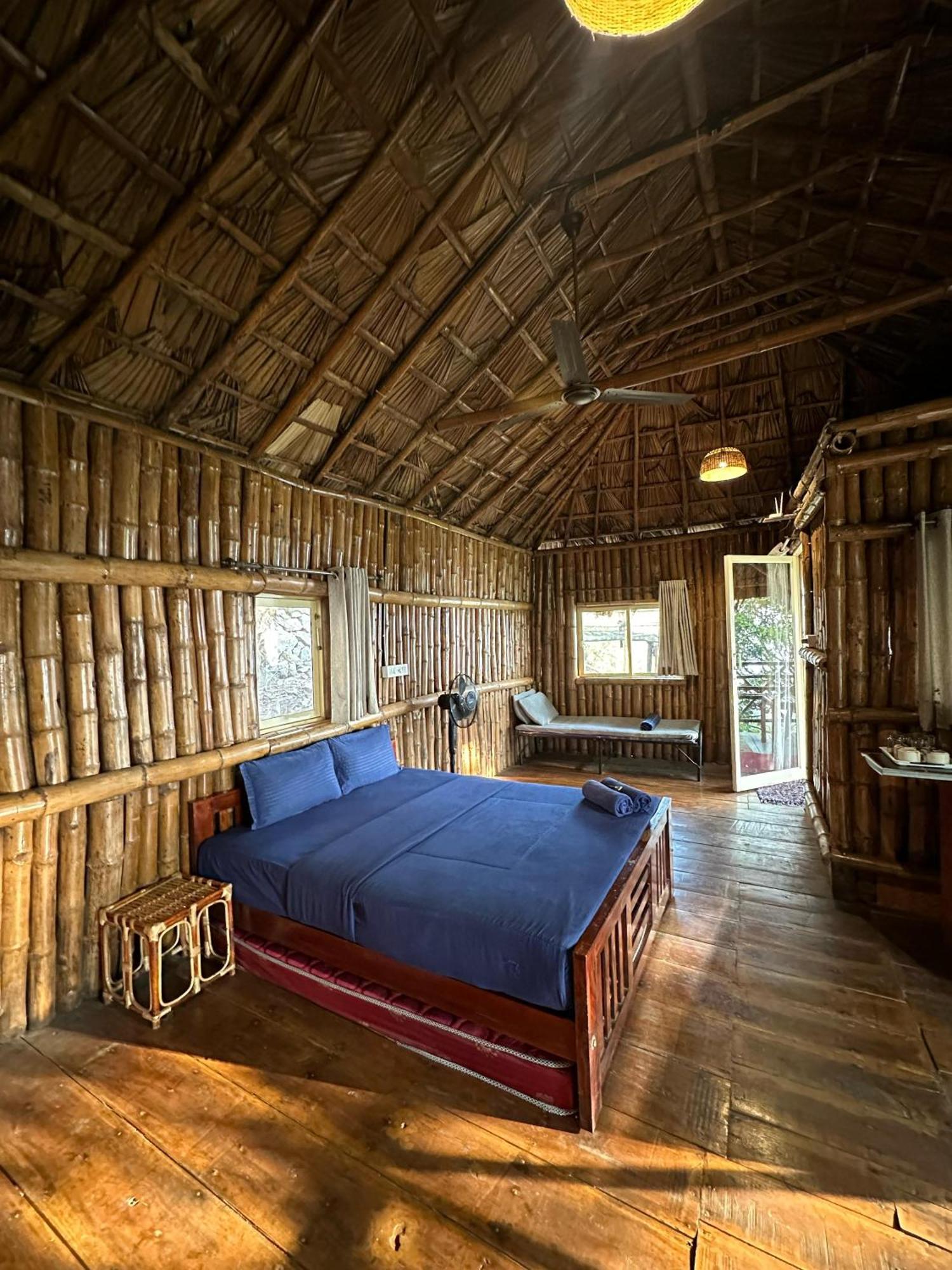 Sunset Valley Kerala Pool Resort - Serene Natural Forest Cottage Stay In Idukki With Sunrise & Sunset Panoramas, Natural Streams & Tranquil Summer Evenings Pīrmed Zewnętrze zdjęcie