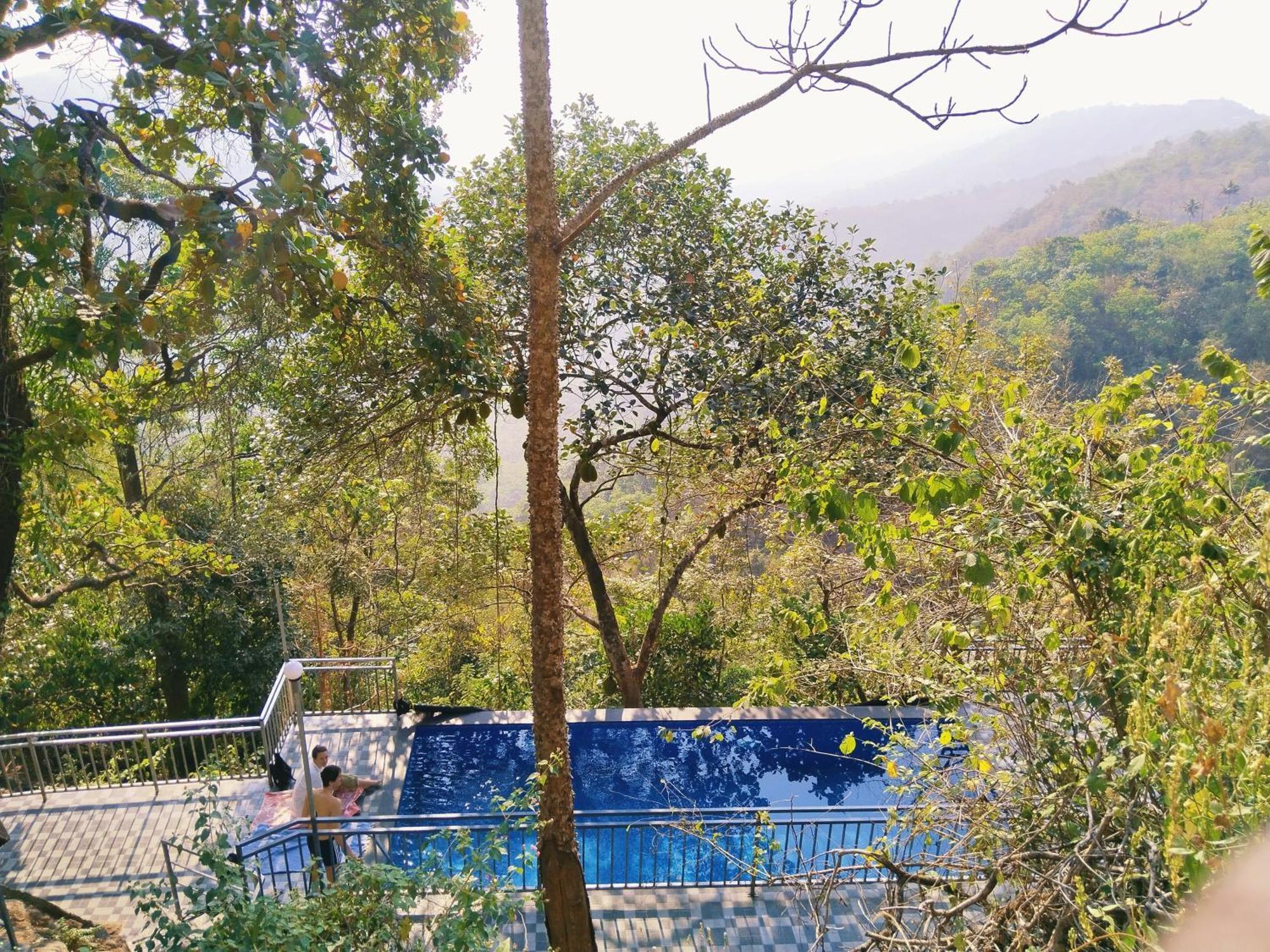 Sunset Valley Kerala Pool Resort - Serene Natural Forest Cottage Stay In Idukki With Sunrise & Sunset Panoramas, Natural Streams & Tranquil Summer Evenings Pīrmed Zewnętrze zdjęcie