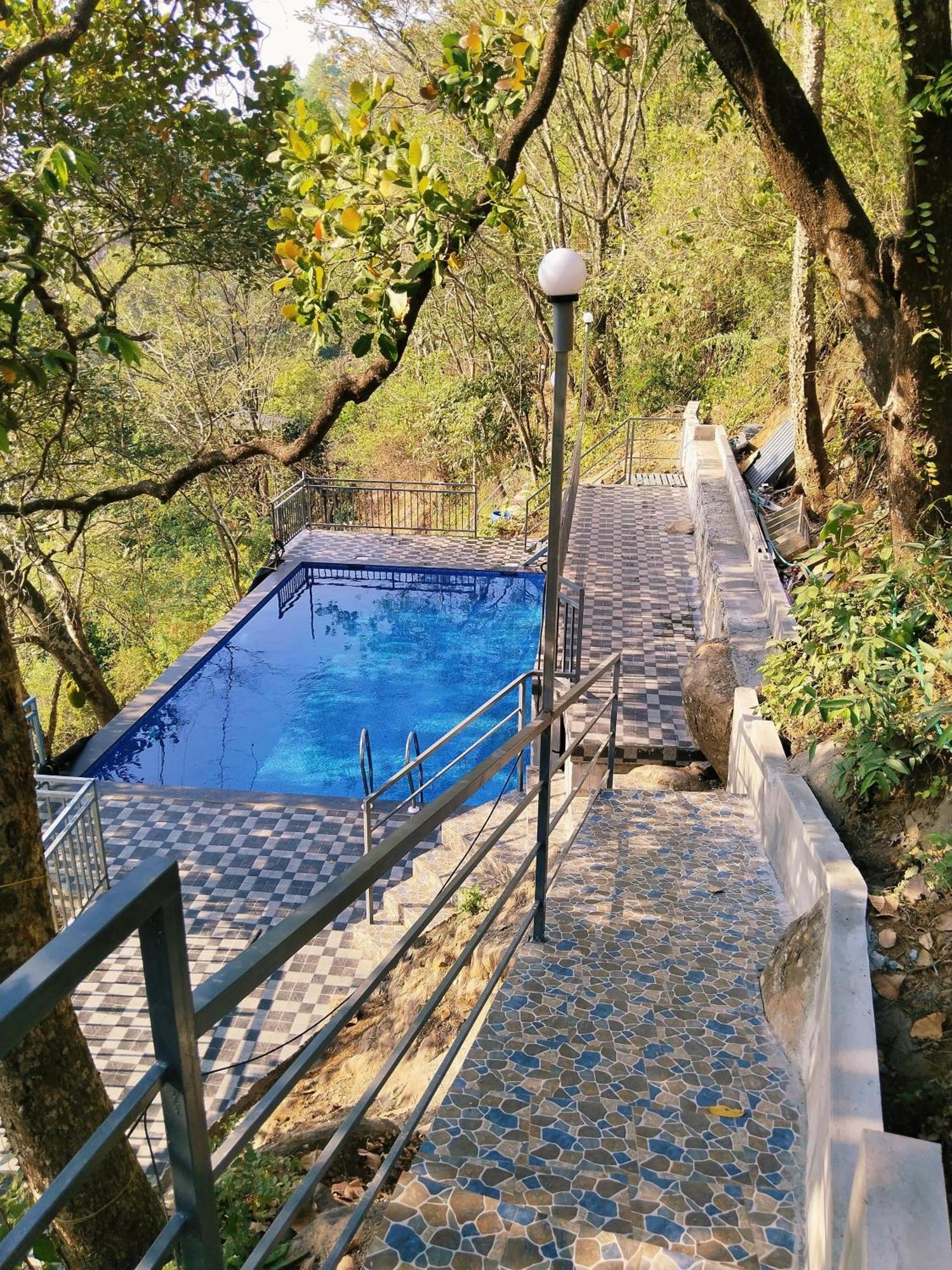 Sunset Valley Kerala Pool Resort - Serene Natural Forest Cottage Stay In Idukki With Sunrise & Sunset Panoramas, Natural Streams & Tranquil Summer Evenings Pīrmed Zewnętrze zdjęcie