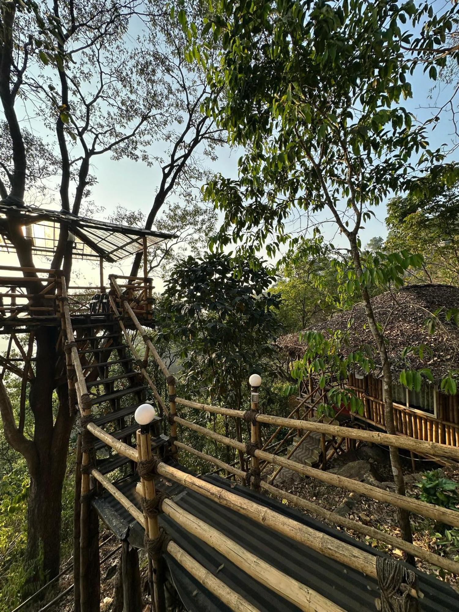 Sunset Valley Kerala Pool Resort - Serene Natural Forest Cottage Stay In Idukki With Sunrise & Sunset Panoramas, Natural Streams & Tranquil Summer Evenings Pīrmed Zewnętrze zdjęcie